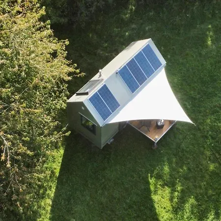 Wonderful Tiny House Hootka With Fabulous View Near Semily Tatil Evi Bystrá nad Jizerou
