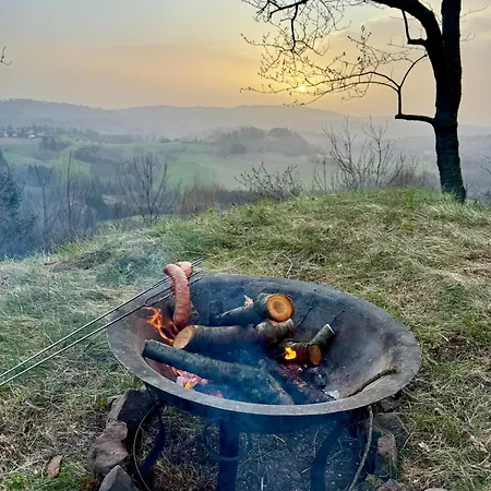 Wonderful Tiny House Hootka With Fabulous View Near Semily Tatil Evi